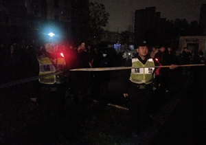 救人滅火忙不停 宗保隊員顯神威 ——五常輔警幫忙救人、救火
